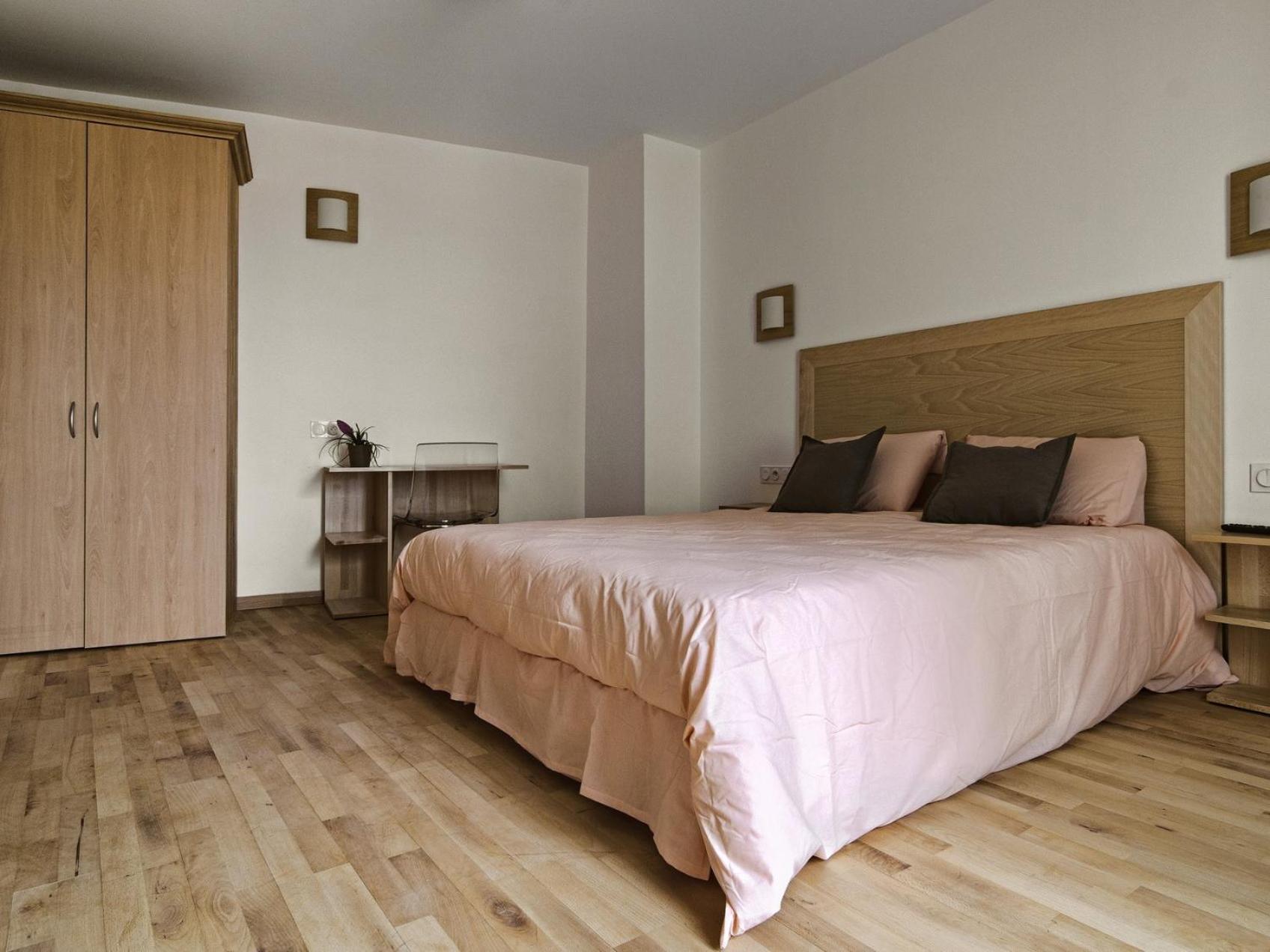 Hotel Galilee Saint-Michel-lʼObservatoire Zimmer foto
